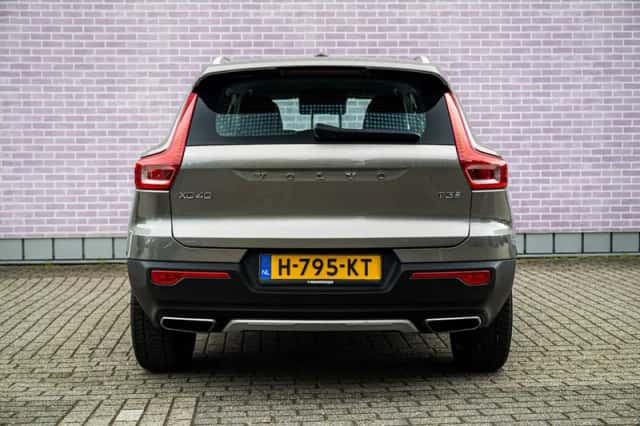 Volvo XC40 (2020) thumbnail 10