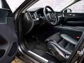 Volvo XC60 thumbnail 17