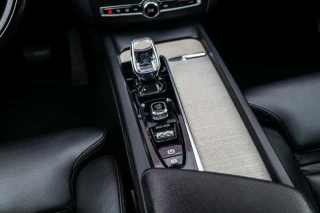 Volvo XC60 (2021) thumbnail 13