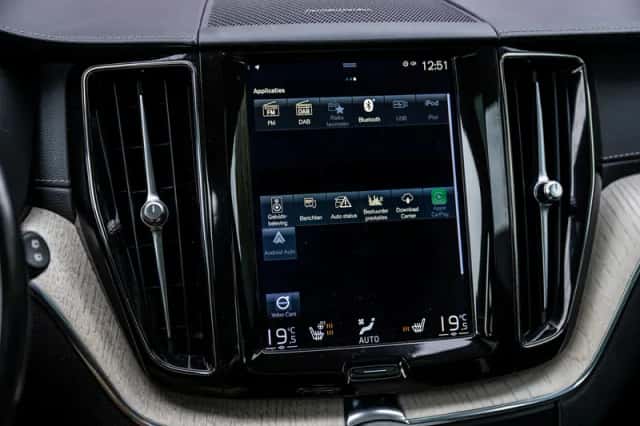 Volvo XC60 (2021) thumbnail 21