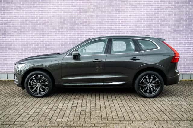 Volvo XC60 (2021) thumbnail 4