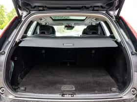 Volvo XC60 (2021) thumbnail 33