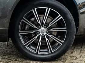 Volvo XC60 (2021) thumbnail 37