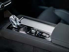 Volvo XC90 thumbnail 17