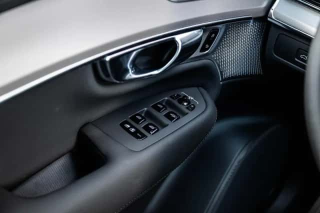 Volvo XC90 (2026) thumbnail 24