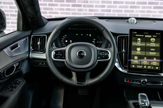Volvo XC90 (2026) thumbnail 4