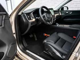 Volvo XC60 thumbnail 18
