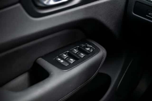 Volvo XC60 (2025) thumbnail 28