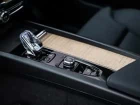 Volvo XC60 thumbnail 34