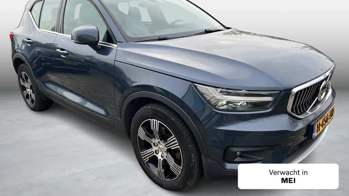 Volvo XC40 — foto 1