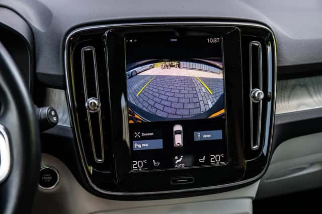 Volvo XC40 (2018) thumbnail 20