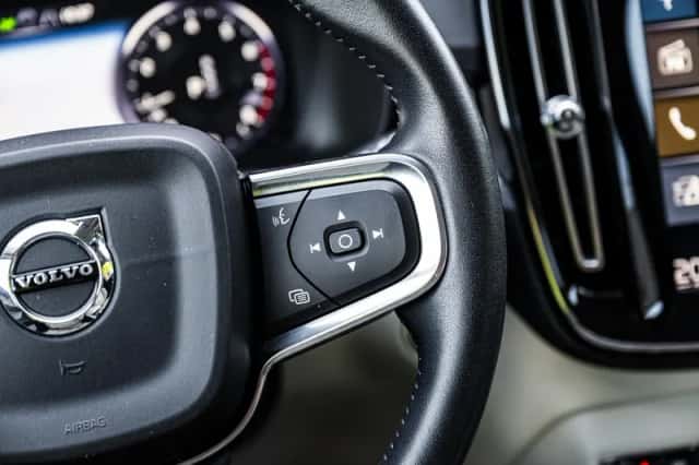 Volvo XC40 (2018) thumbnail 26