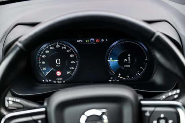 Volvo XC40 (2021) thumbnail 11