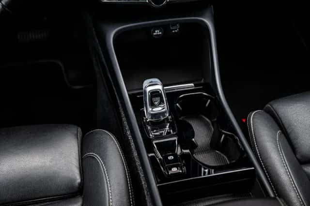 Volvo XC40 (2021) thumbnail 13