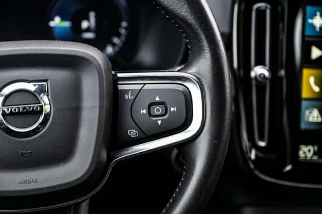 Volvo XC40 (2021) thumbnail 25