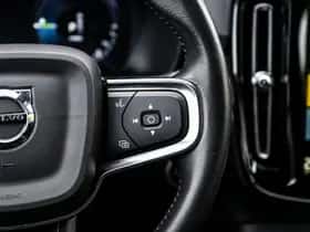 Volvo XC40 thumbnail 25