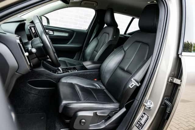 Volvo XC40 (2021) thumbnail 6