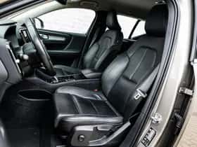 Volvo XC40 thumbnail 6