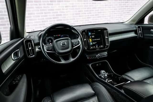 Volvo XC40 (2021) thumbnail 10