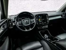 Volvo XC40 thumbnail 10