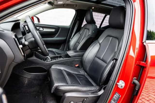 Volvo XC40 (2022) thumbnail 6