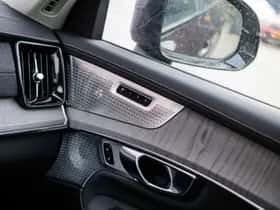 Volvo XC90 thumbnail 28