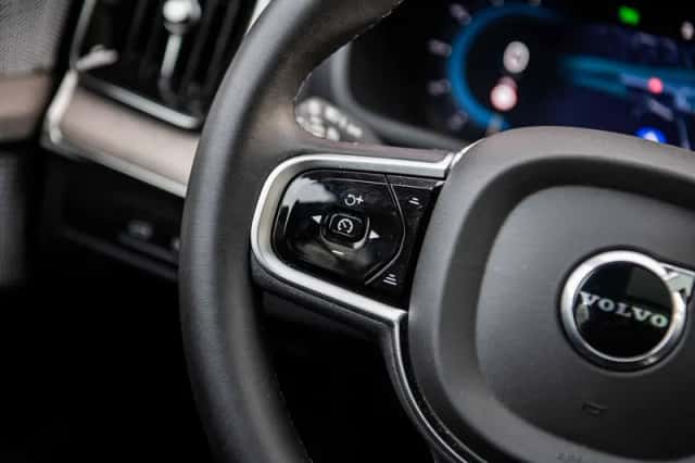 Volvo XC90 (2025) thumbnail 31
