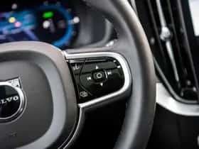 Volvo XC90 thumbnail 32