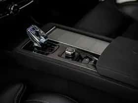 Volvo XC90 thumbnail 35