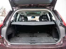 Volvo XC90 thumbnail 37