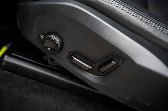 Volvo XC90 (2025) thumbnail 8