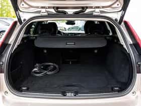 Volvo V60 thumbnail 32