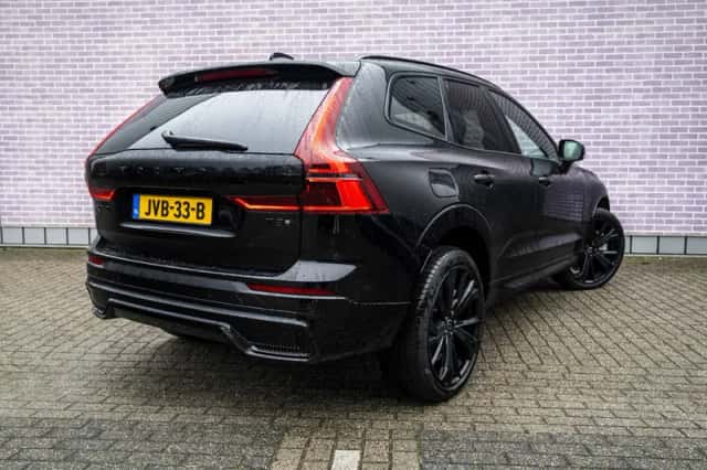 Volvo XC60 (2025) thumbnail 2