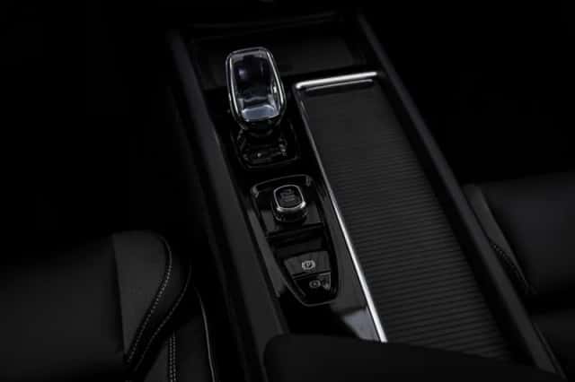 Volvo XC60 (2025) thumbnail 15