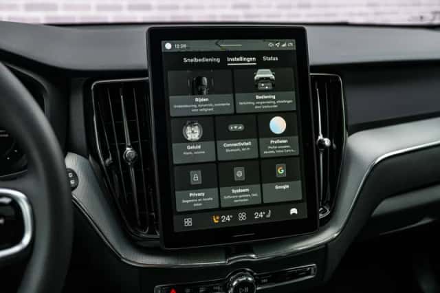 Volvo XC60 (2025) thumbnail 23