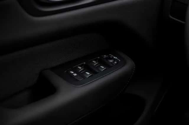 Volvo XC60 (2025) thumbnail 27