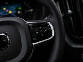 Volvo XC60 thumbnail 30