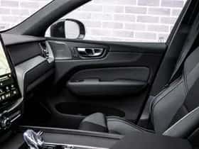 Volvo XC60 thumbnail 35