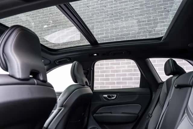 Volvo XC60 (2025) thumbnail 36