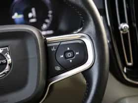 Volvo XC40 thumbnail 23