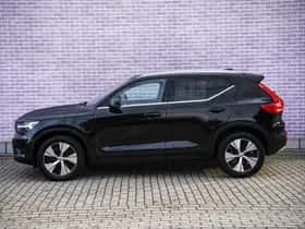 Volvo XC40 thumbnail 4