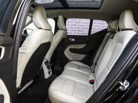 Volvo XC40 thumbnail 7
