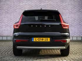 Volvo XC40 thumbnail 9