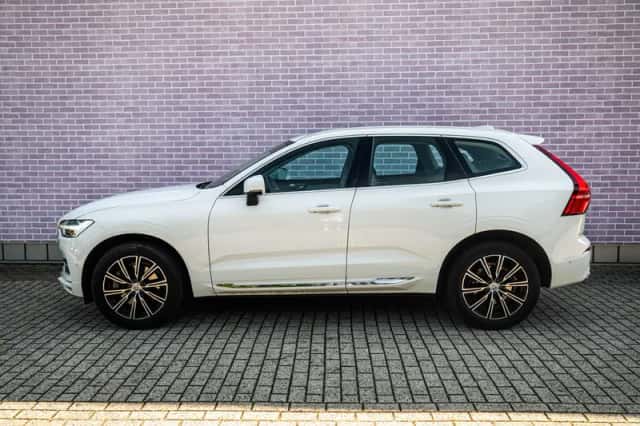 Volvo XC60 (2020) thumbnail 4