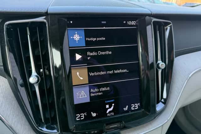 Volvo XC60 (2020) thumbnail 8