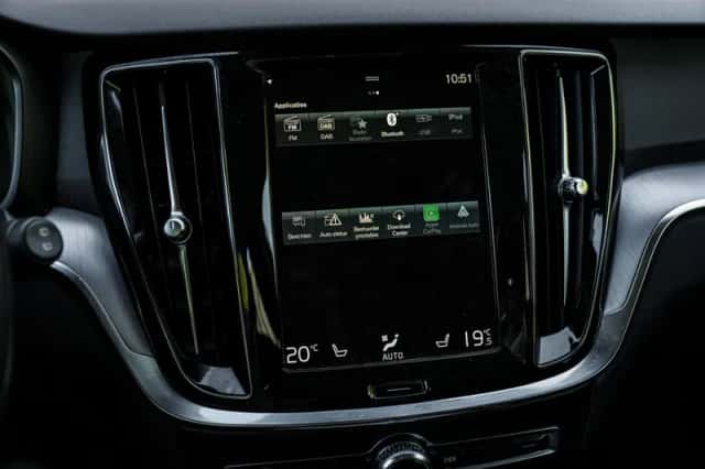 Volvo V60 (2021) thumbnail 21