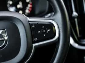 Volvo V60 (2021) thumbnail 24