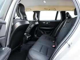 Volvo V60 (2021) thumbnail 7