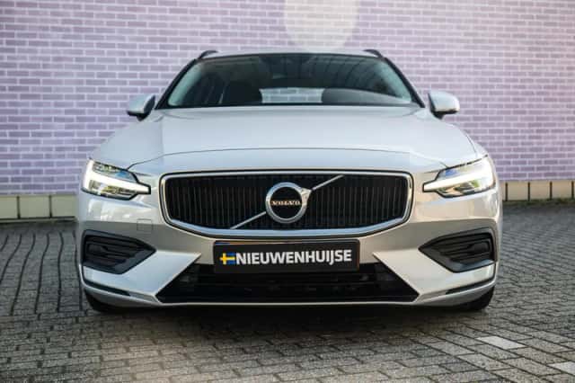 Volvo V60 (2021) thumbnail 8
