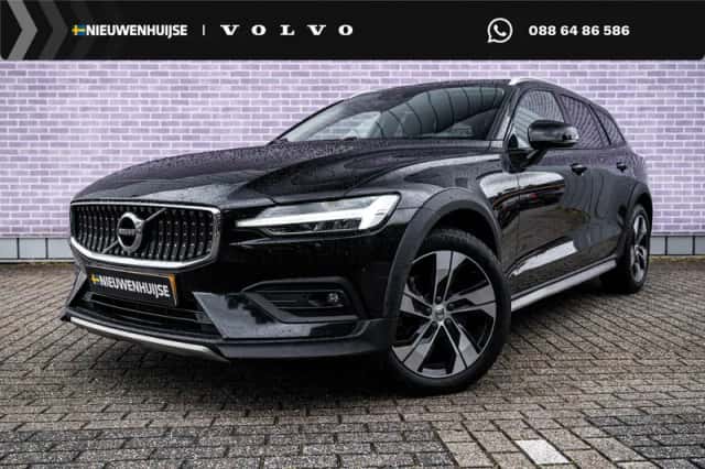 Volvo V60 (2021) thumbnail 1